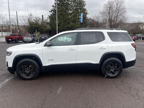 2020 GMC Acadia AWD AT4