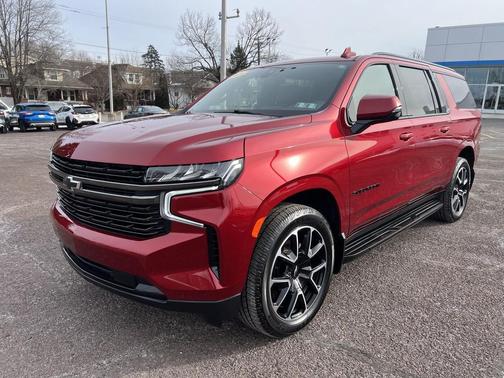 2021 Chevrolet Suburban RST