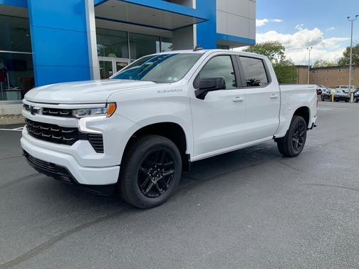 Summit White 2026 Chevrolet Silverado 1500 RST