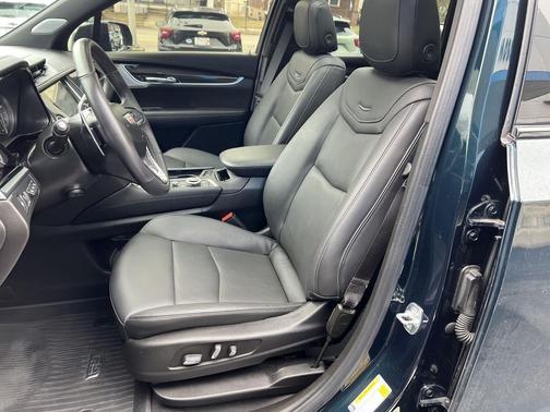 2024 Cadillac XT6 Sport AWD