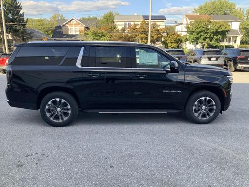2026 Chevrolet Suburban LT
