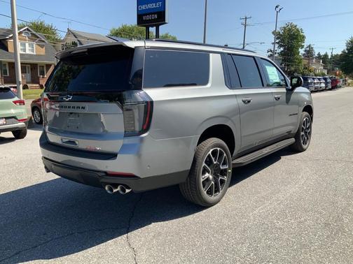 2026 Chevrolet Suburban RST