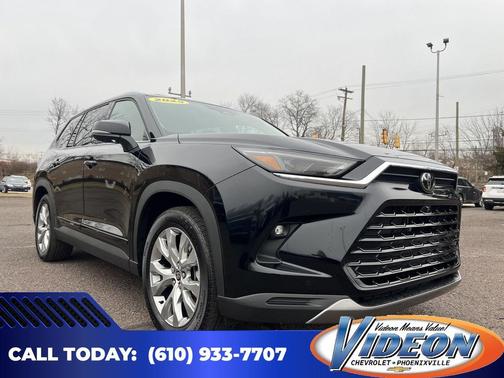 2025 Toyota Grand Highlander Hybrid Nightshade Edition