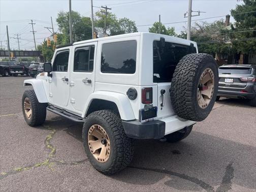 2017 Jeep Wrangler Unlimited Sahara