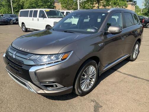 2022 Mitsubishi Outlander PHEV GT