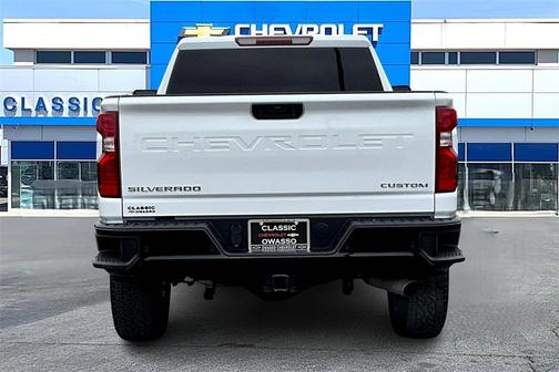 2024 Chevrolet Silverado 2500 Custom