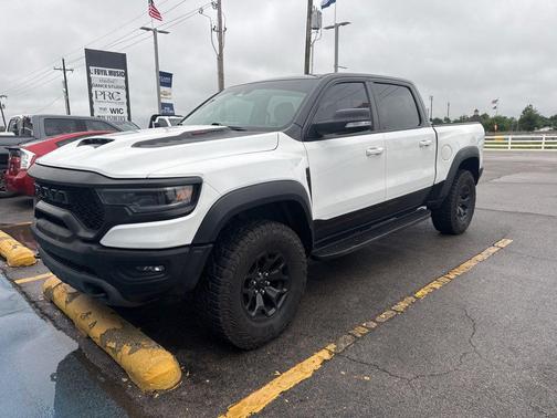 Diamond Black Crystal Pearlcoat 2021 RAM 1500 TRX