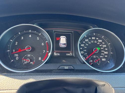 2021 Volkswagen Golf GTI 2.0T SE DSG