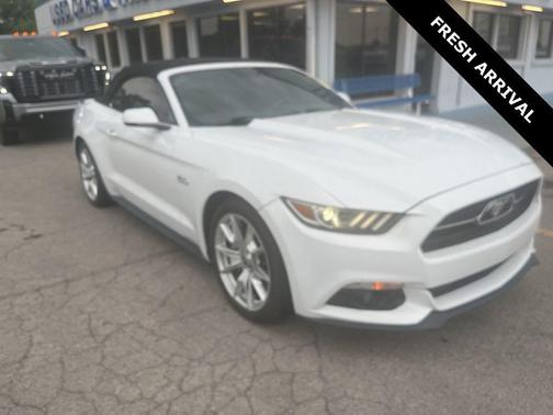 OXFORD WHITE 2015 Ford Mustang GT Premium