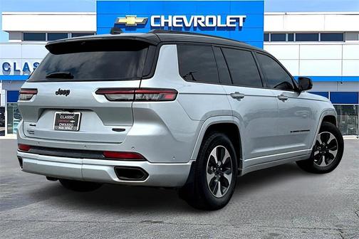 2023 Jeep Grand Cherokee L Summit Reserve