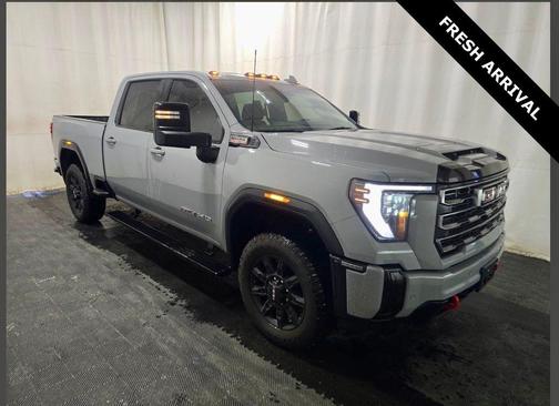 2025 GMC Sierra 2500 AT4