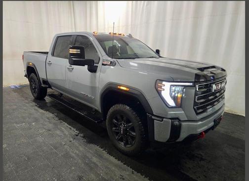 2025 GMC Sierra 2500 AT4