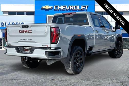 2025 GMC Sierra 2500 AT4