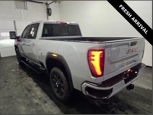 2025 GMC Sierra 2500 AT4