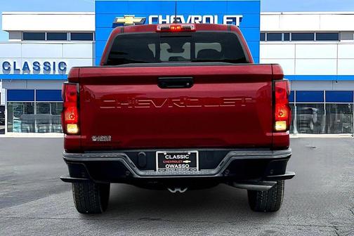 Radiant Red Tintcoat 2026 Chevrolet Colorado WT
