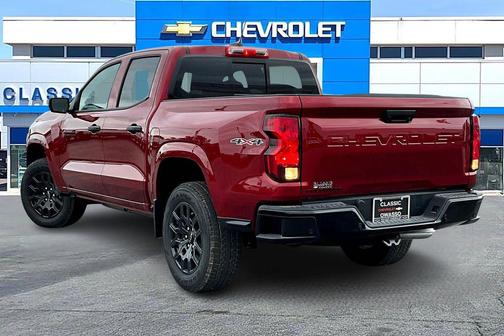 Radiant Red Tintcoat 2026 Chevrolet Colorado WT