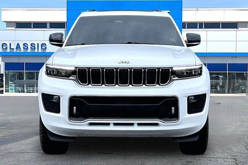 Bright White Clearcoat 2023 Jeep Grand Cherokee L Overland