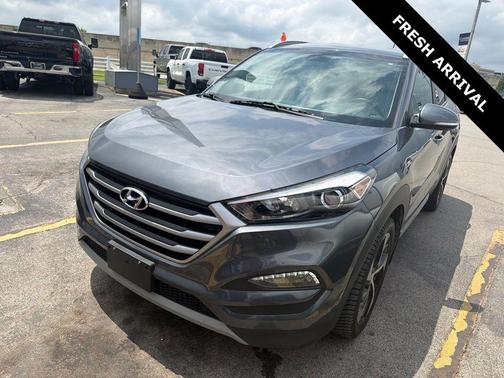 Coliseum Gray 2017 Hyundai TUCSON Sport