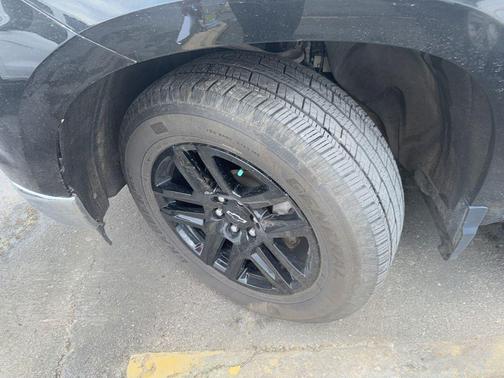 Black 2024 Chevrolet Silverado 1500 LT