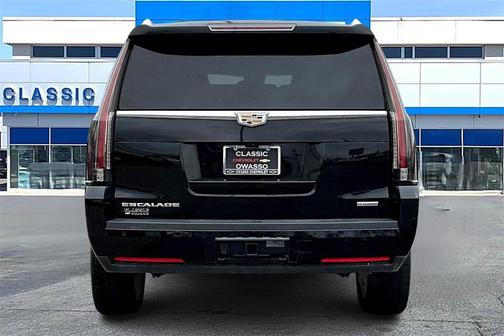 2020 Cadillac Escalade Platinum