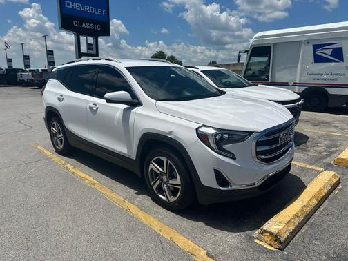 Summit White 2021 GMC Terrain SLT