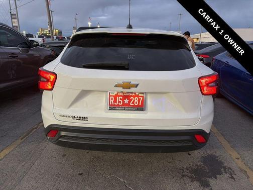 2025 Chevrolet Trax LS