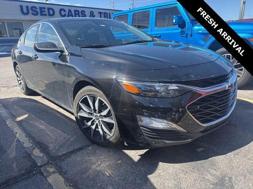 Mosaic Black Metallic 2024 Chevrolet Malibu FWD RS