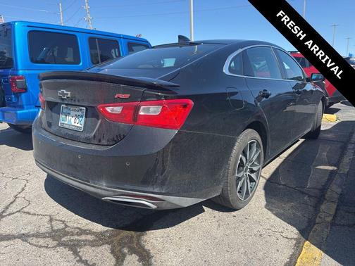 Mosaic Black Metallic 2024 Chevrolet Malibu FWD RS