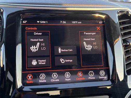Photo 5 of 29 of 2019 Jeep Cherokee Limited