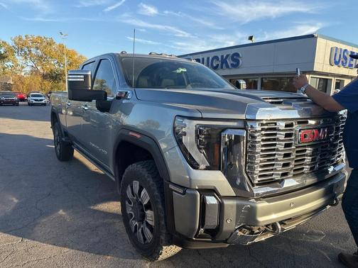 2024 GMC Sierra 2500 Denali