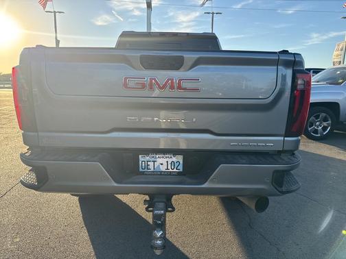 2024 GMC Sierra 2500 Denali