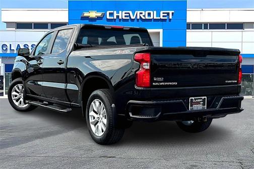 2023 Chevrolet Silverado 1500 Custom