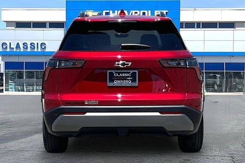 Radiant Red Tintcoat 2026 Chevrolet Equinox 1LT