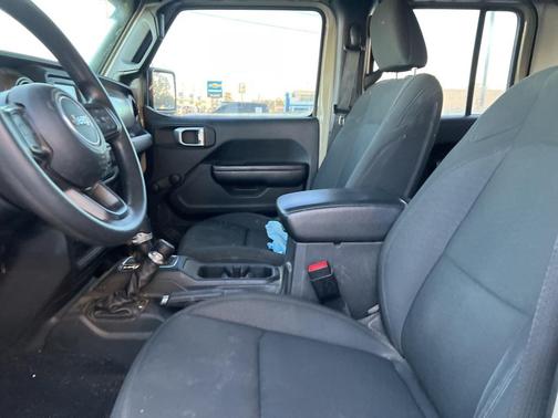 2020 Jeep Gladiator Sport