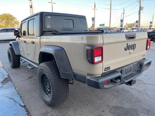 2020 Jeep Gladiator Sport