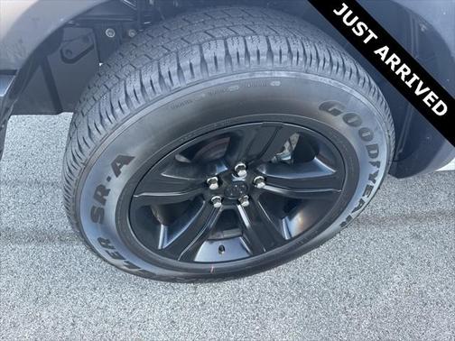 2024 RAM 1500 Classic Warlock Crew Cab 4x2 5'7' Box