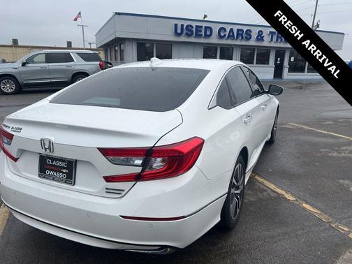 2020 Honda Accord Hybrid Touring
