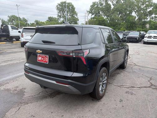 Mosaic Black Metallic 2025 Chevrolet Equinox 1LT