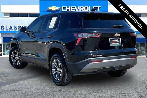 Mosaic Black Metallic 2025 Chevrolet Equinox 1LT