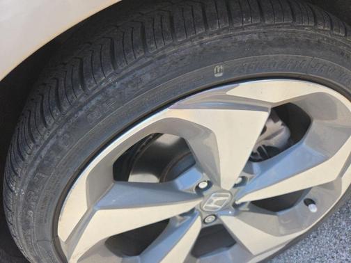 Champagne Frost Pearl 2020 Honda Accord Touring 2.0T