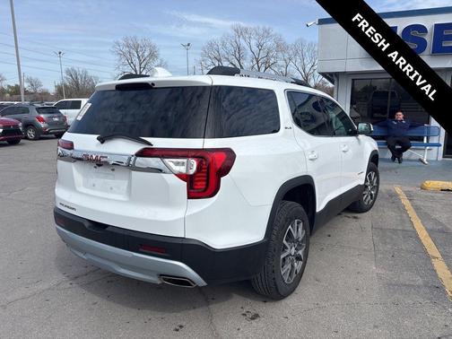 2023 GMC Acadia FWD SLE