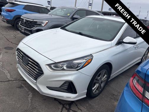 2018 Hyundai SONATA Limited