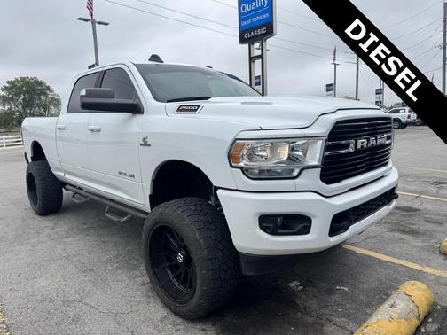 2021 RAM 2500 Big Horn Crew Cab 4x4 6'4' Box