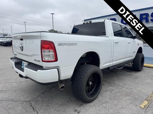 2021 RAM 2500 Big Horn Crew Cab 4x4 6'4' Box