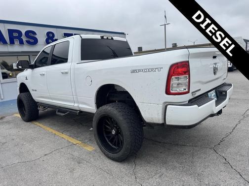 2021 RAM 2500 Big Horn Crew Cab 4x4 6'4' Box