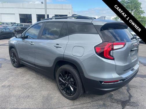 Sterling Metallic 2024 GMC Terrain SLE