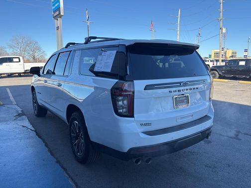 2024 Chevrolet Suburban 4WD Z71