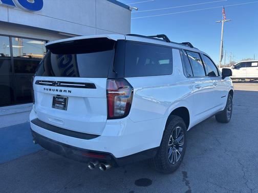 2024 Chevrolet Suburban 4WD Z71