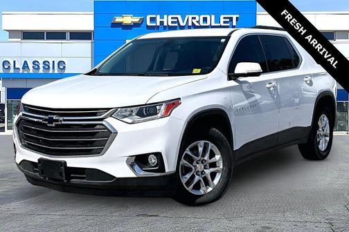 Summit White 2019 Chevrolet Traverse LT Cloth