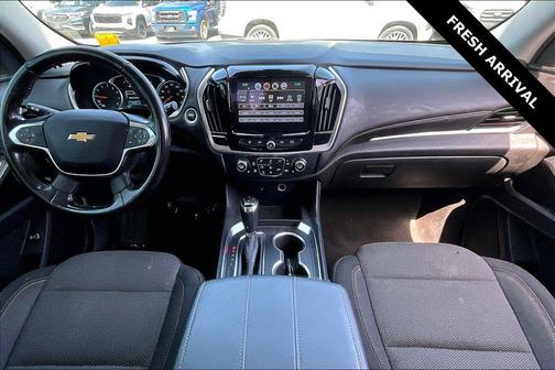 Summit White 2019 Chevrolet Traverse LT Cloth